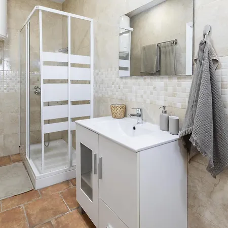 Casita Almalaga Apartment